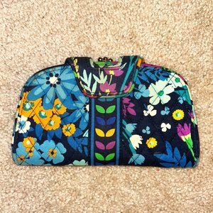 Vera Bradley Kiss ‘n Snap Wallet Clutch in Midnight Blue Pattern